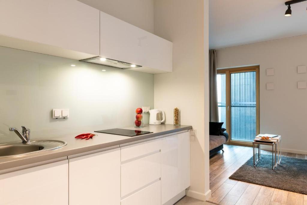 Warsaw Night Apartments Menica Residence 外观 照片