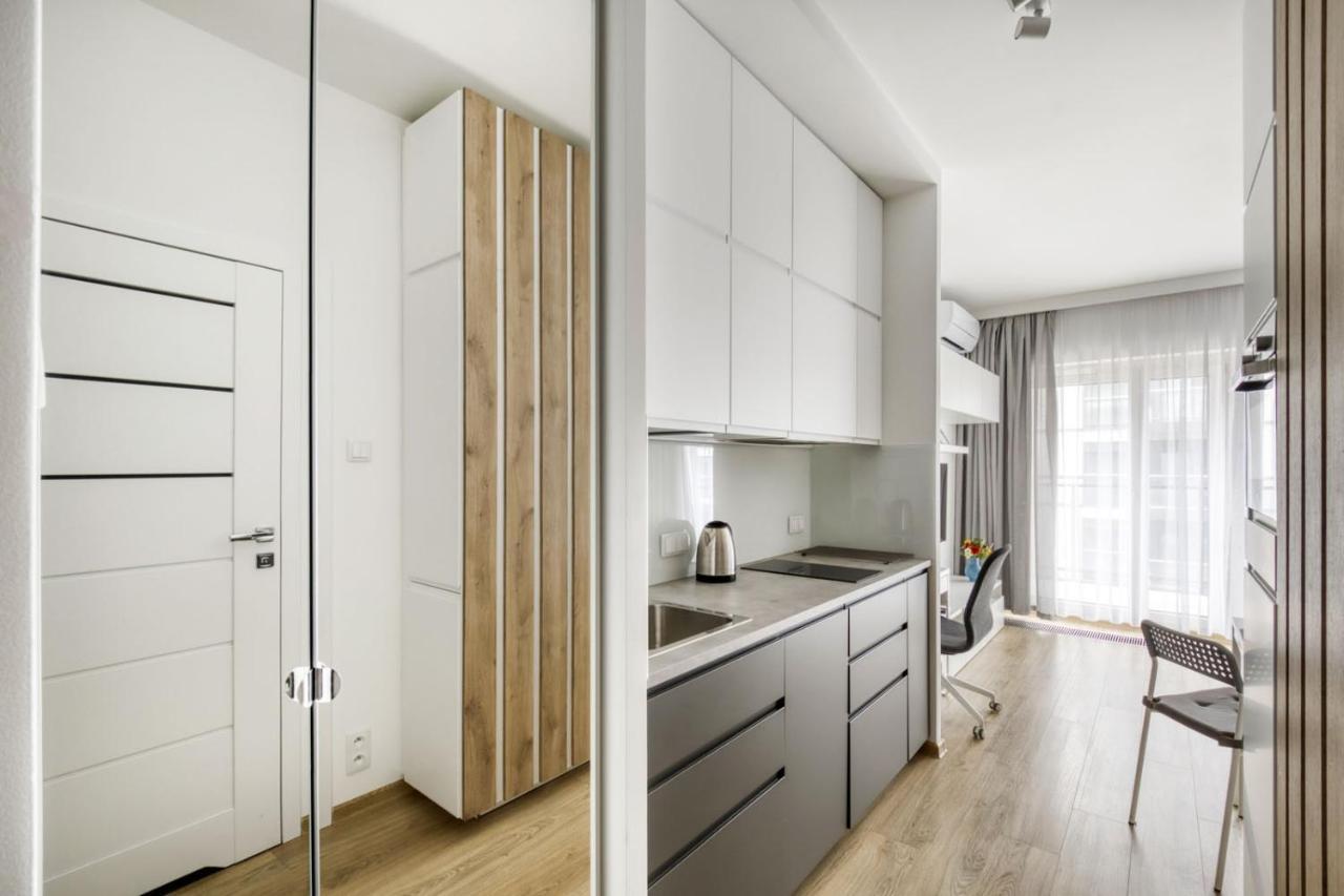Warsaw Night Apartments Menica Residence 外观 照片