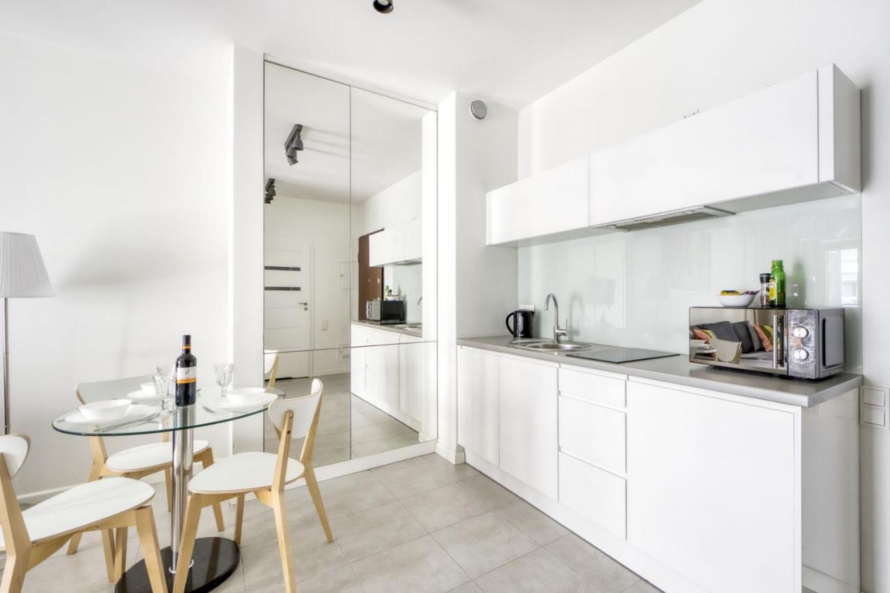 Warsaw Night Apartments Menica Residence 外观 照片